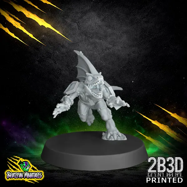 A 32mm high-detail resin Skink 08 miniature from the Lizardmen Team by BruteFun Miniatures, printed by 2B3D. The agile reptilian player is captured in a nimble athletic pose with fine scale textures and small armor plates.